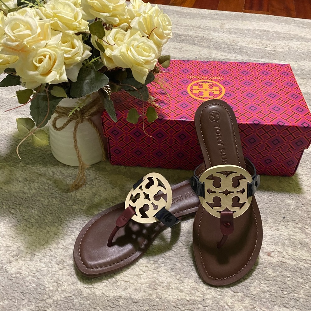 💕Tory Burch gorgeous sandals💕